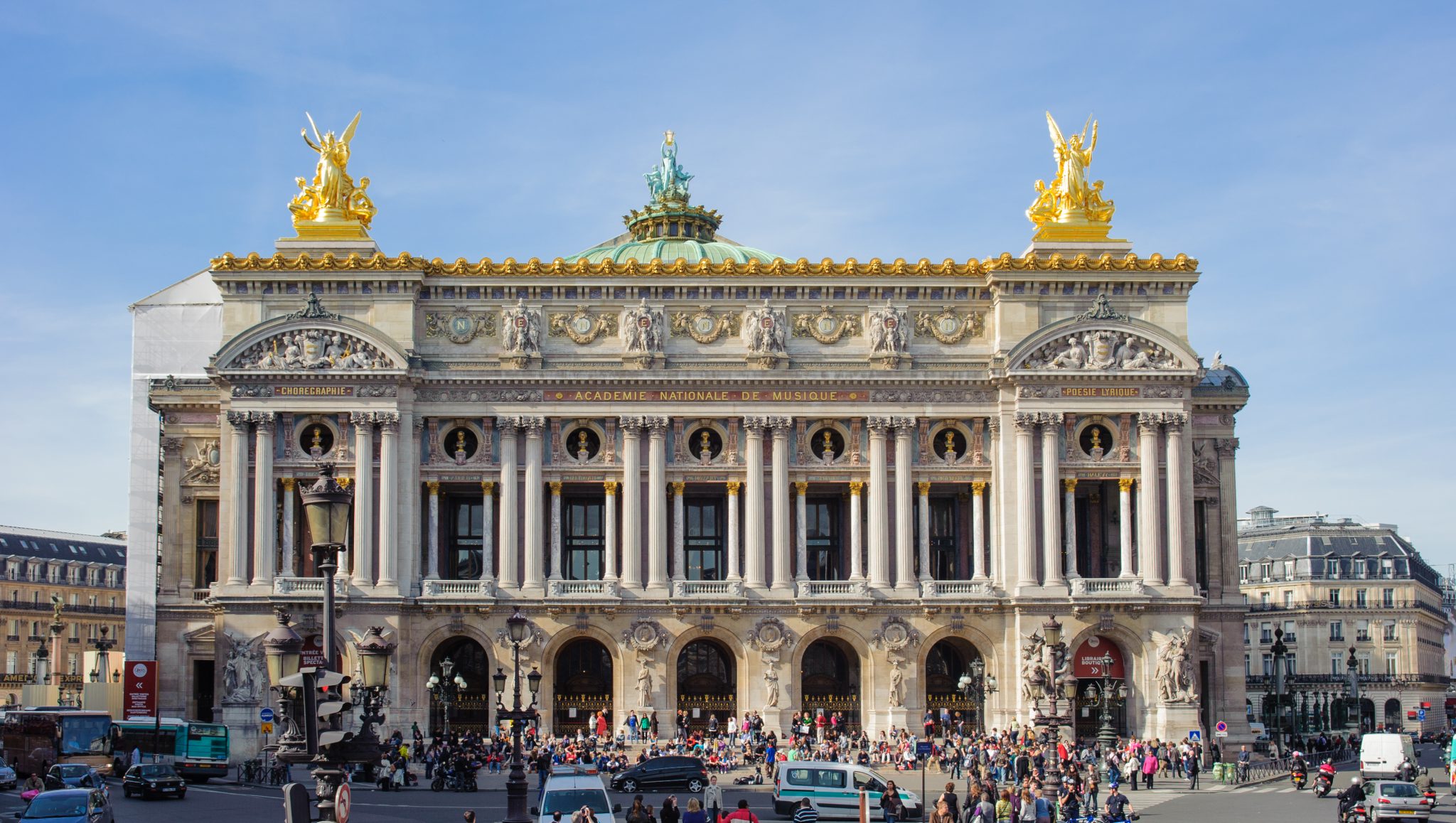 image de l'Opéra Garnier en exterieur
